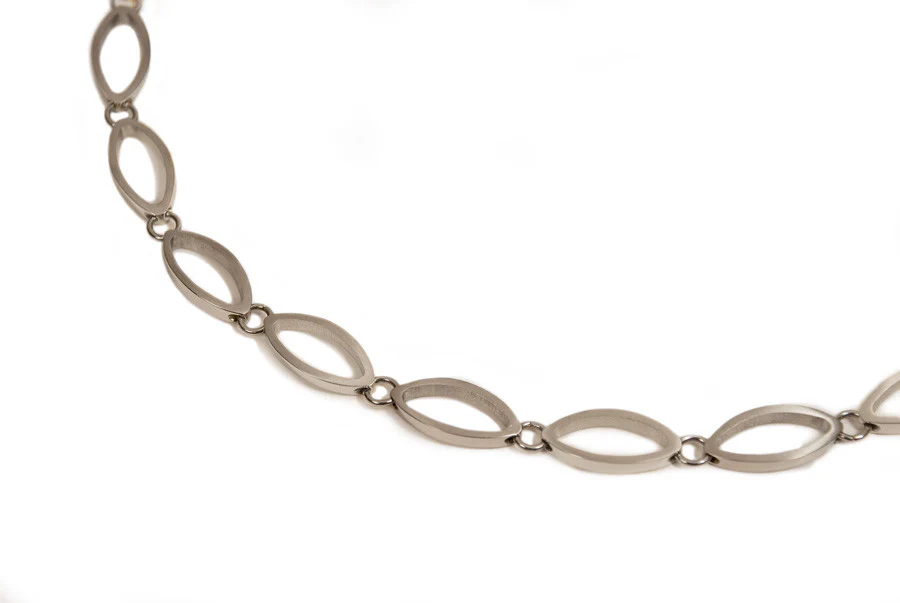 0846-01 Boccia Titanium Necklace - Image 2
